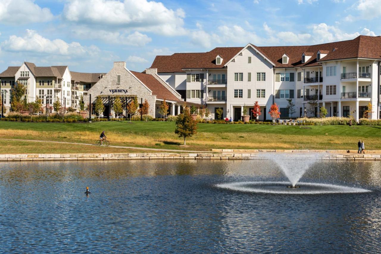 The Inn At Meadowbrook Overland Park Exterior photo